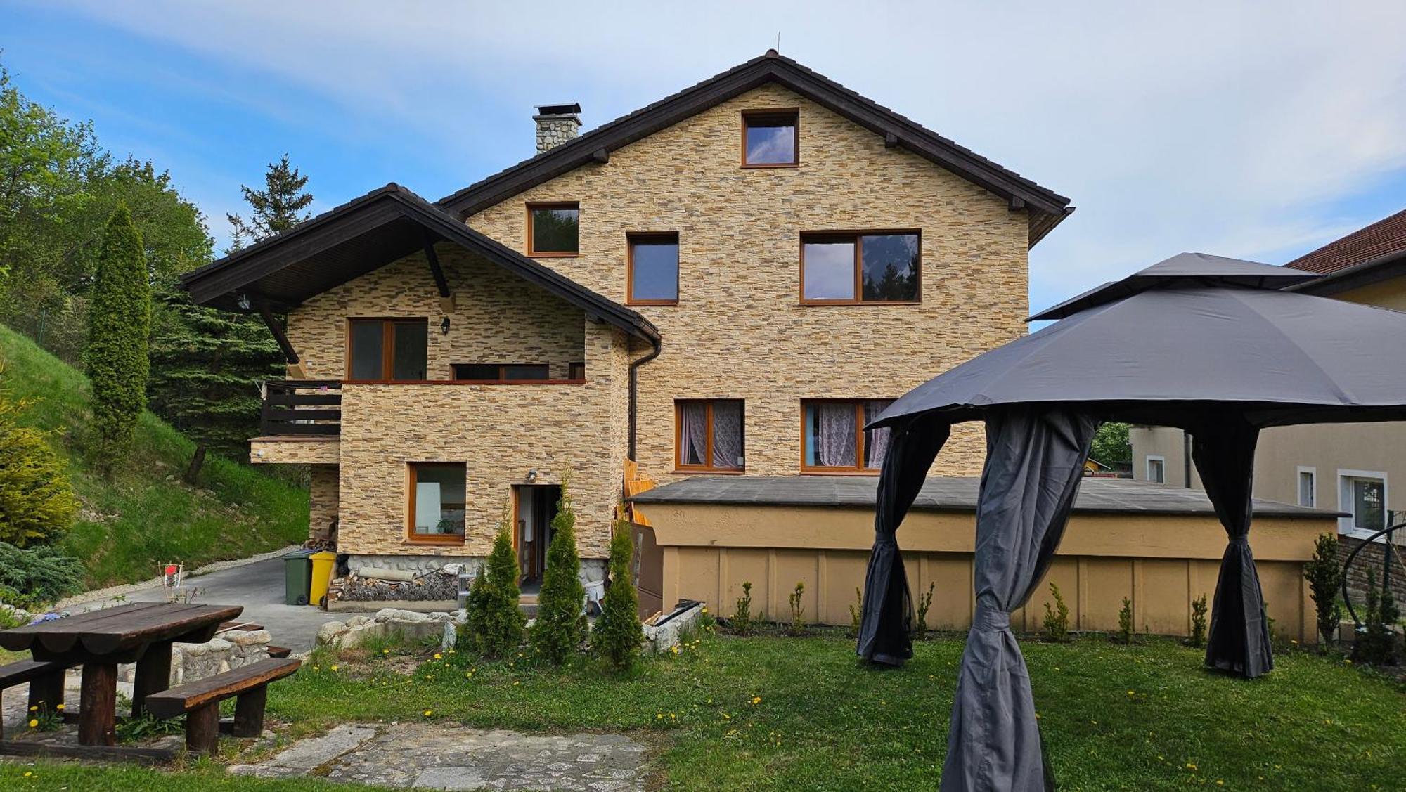 Hotel Penzión Toliar Stará Lesná Exterior foto